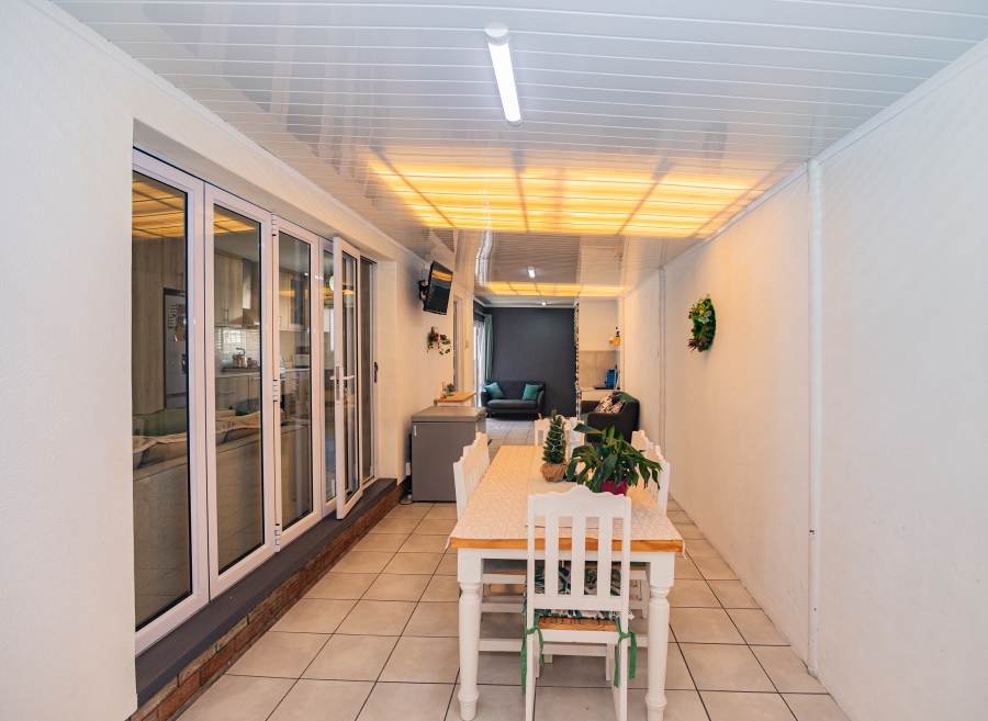 3 Bedroom Property for Sale in Jagtershof Western Cape